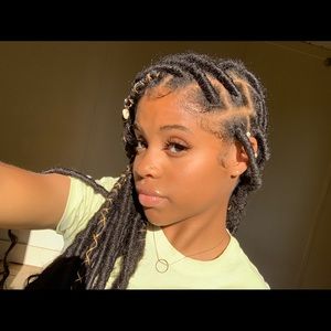 Meet your Posher, Amari